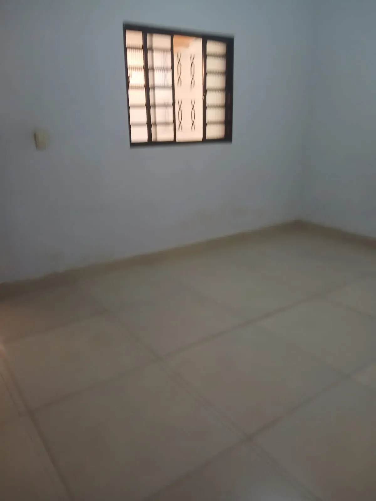 Imagem Casa com 3 Quartos à Venda, 200 m² em Jardim São José - Goiânia