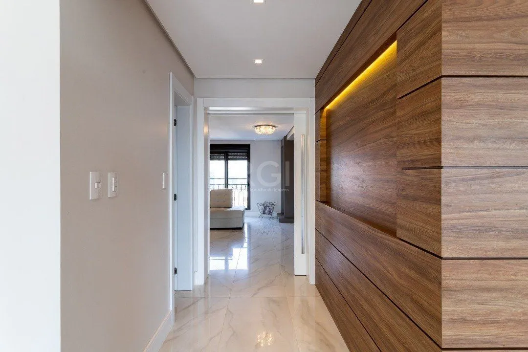 Imagem Apartamento para Venda - 323m², 3 dormitórios, sendo 3 suites, 4 vagas - Centro