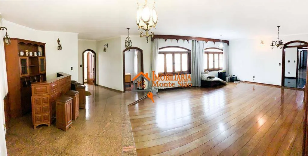 Imagem Sobrado com 4 dormitórios à venda, 530 m² por R$ 2.000.000,00 - Vila Galvão - Guarulhos/SP