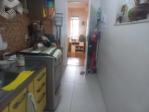 Imagem Apartamento à venda em Vila Isabel, Rio de Janeiro-RJ: 2 quartos, 1 suíte, 2 banheiros, 1 vaga, 60m² de área. Confira!