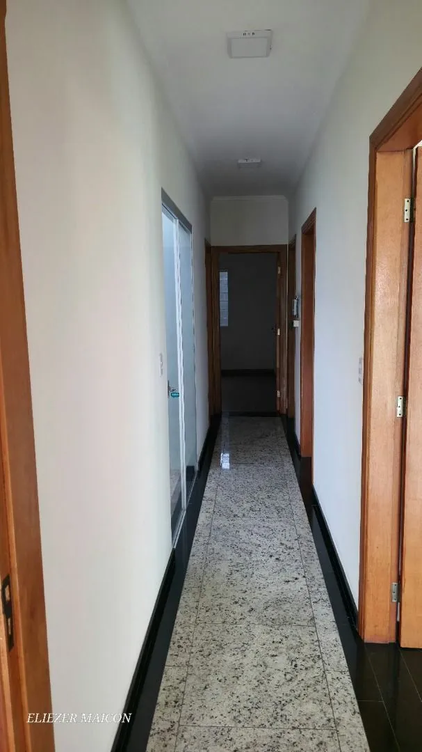 Imagem Casa a venda com 3 quartos na rua fosco pardini em Poços de Caldas - MG