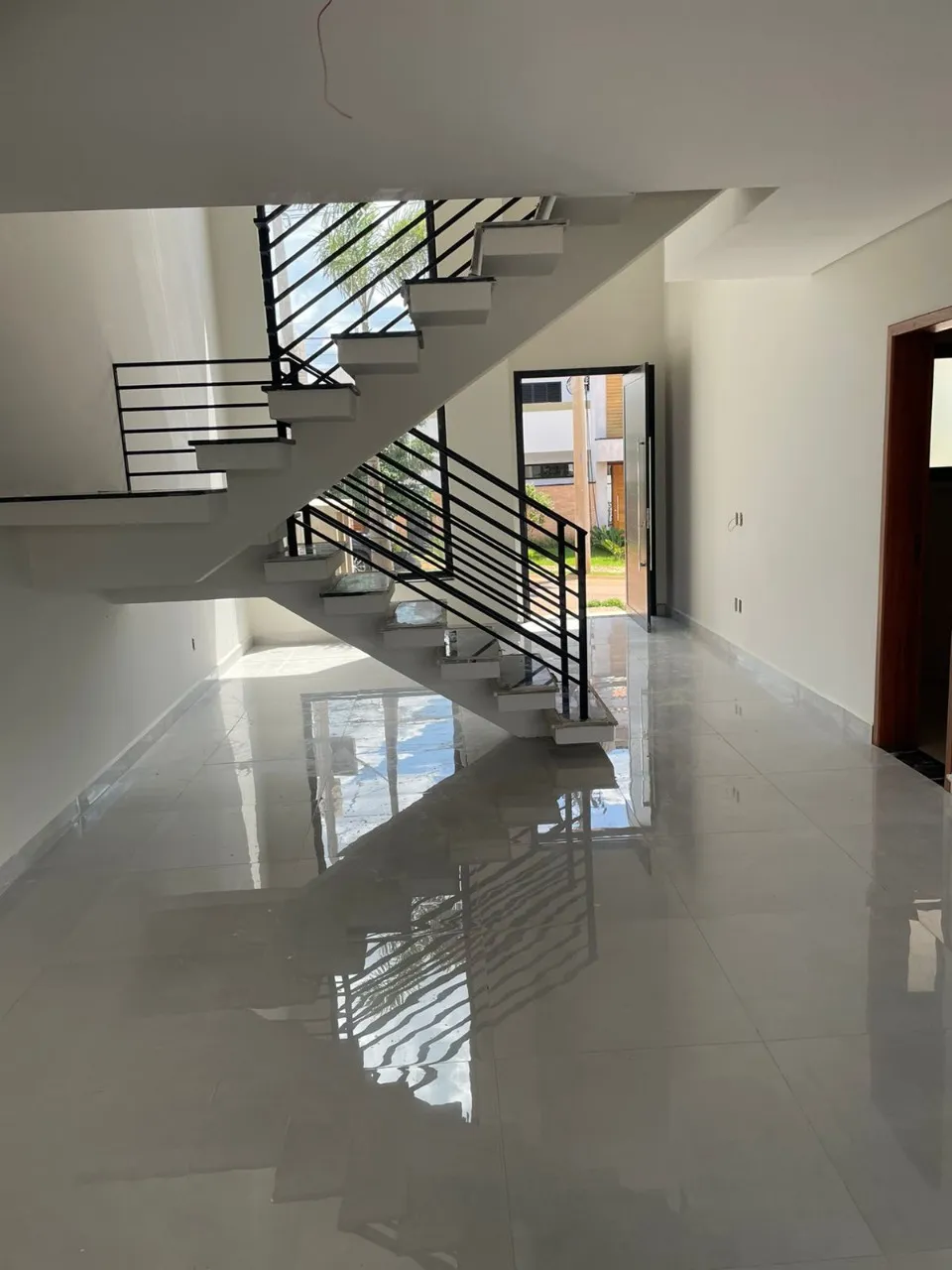 Foto do imóvel Espetacular Casa à Venda em Porto Feliz-SP: 3 Quartos, 3 Suítes, 2 Salas, 4 Banheiros e 200m² de Área em Palmital, PORTO FELIZ - SP