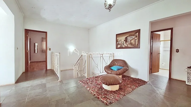 Imagem Casa a venda no Parque Alto Taquaral em Campinas!

Casa localizada no Bolsão de segurança do Alto ...