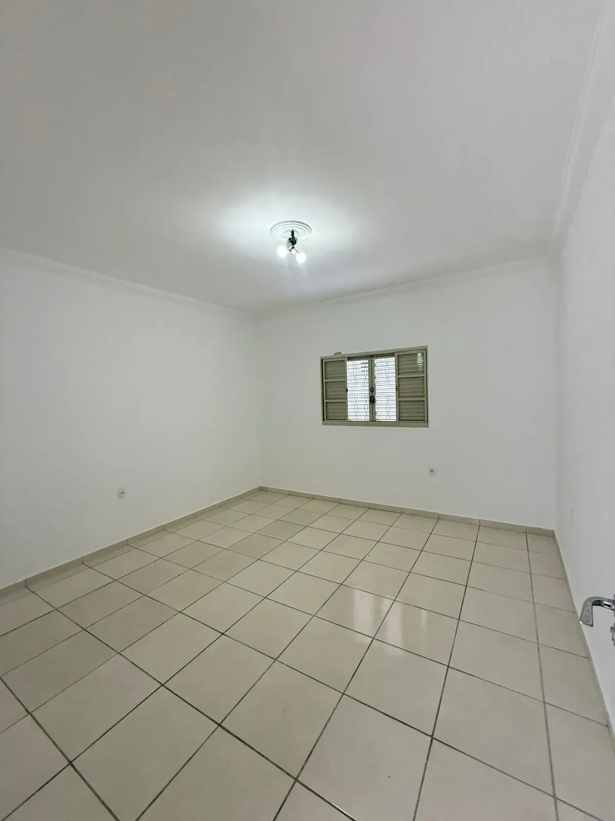 Imagem Casa com 2 Quartos à Venda, 228 m² em Jardim São Lucas - Votorantim