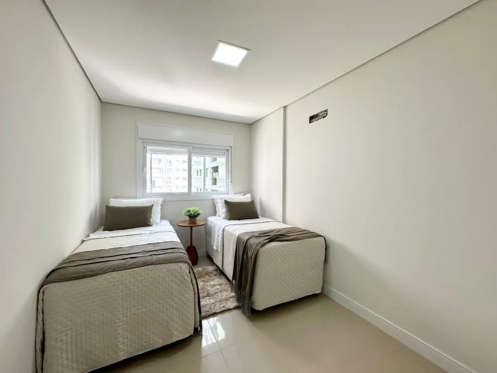 Imagem Apartamento 3 Dormitórios - Bairro Navegantes