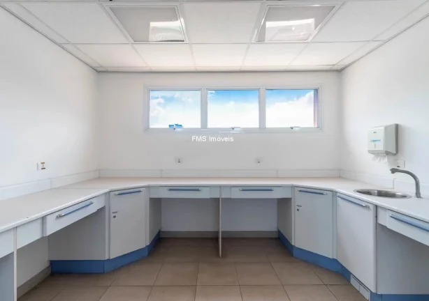 Imagem Locação de Prédio Comercial de 1.200m² na Vila Mariana, São Paulo.