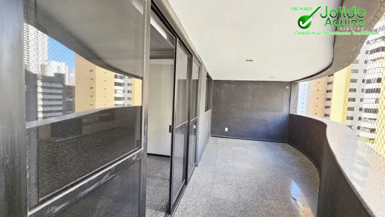 Imagem 3 Suítes com Closet e Hidro, Varandão – Meireles - 3 quadras da beira-mar.