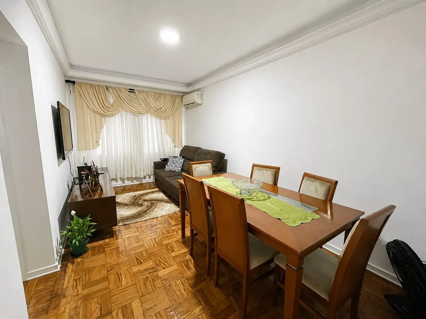 Imagem Apartamento com 2 Quartos à Venda, 69 m² em Encruzilhada - Santos