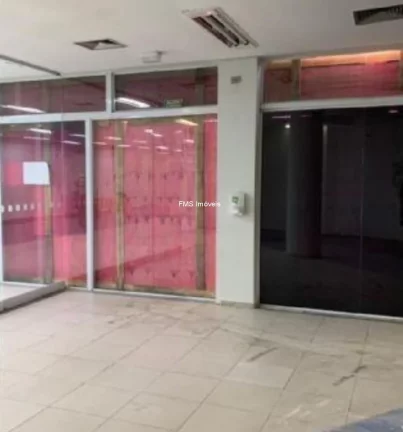 Imagem Loja com 576m² no Butantã.