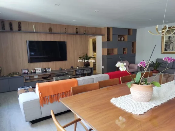 Imagem Apartamento à venda em Santa Cecília, São Paulo-SP: 2 quartos, 2 suítes, 1 sala, 2 vagas, 137m²! Confira já!