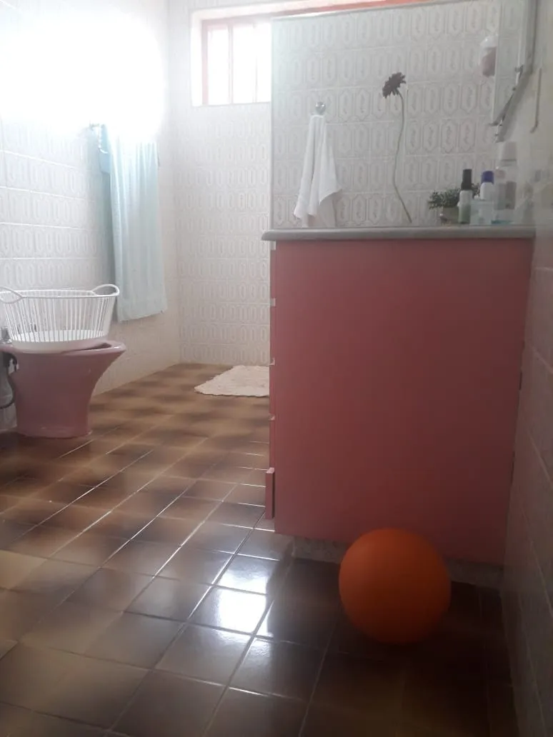 Imagem Casa à venda 3 Quartos, 2 Suites, 4 Vagas, 1300M², Belvedere Club dos 500, Guaratinguetá - SP