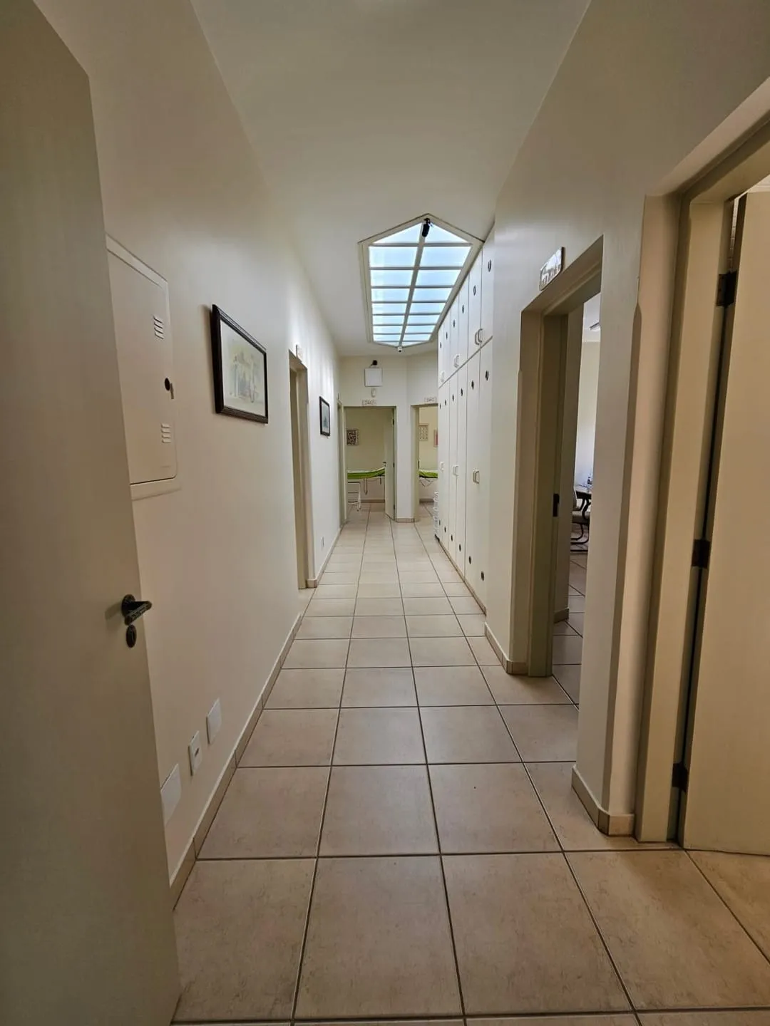 Imagem Comercial à venda e locação 5 Quartos, 2 Suites, 4 Vagas, 393.74M², Chácara Selles, Guaratinguetá - SP