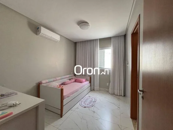 Imagem Sobrado à venda, 170 m² por R$ 1.080.000,00 - Residencial Gran Poeme - Goiânia/GO