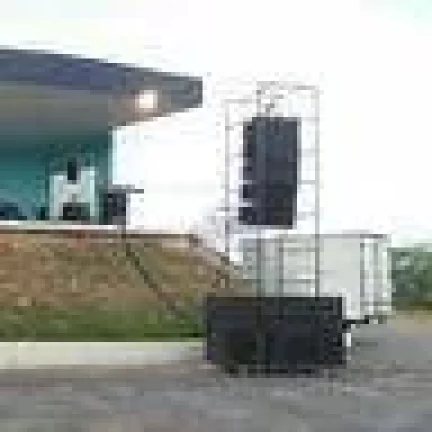 Imagem vendo ou alugo casa condominio Faazendinha