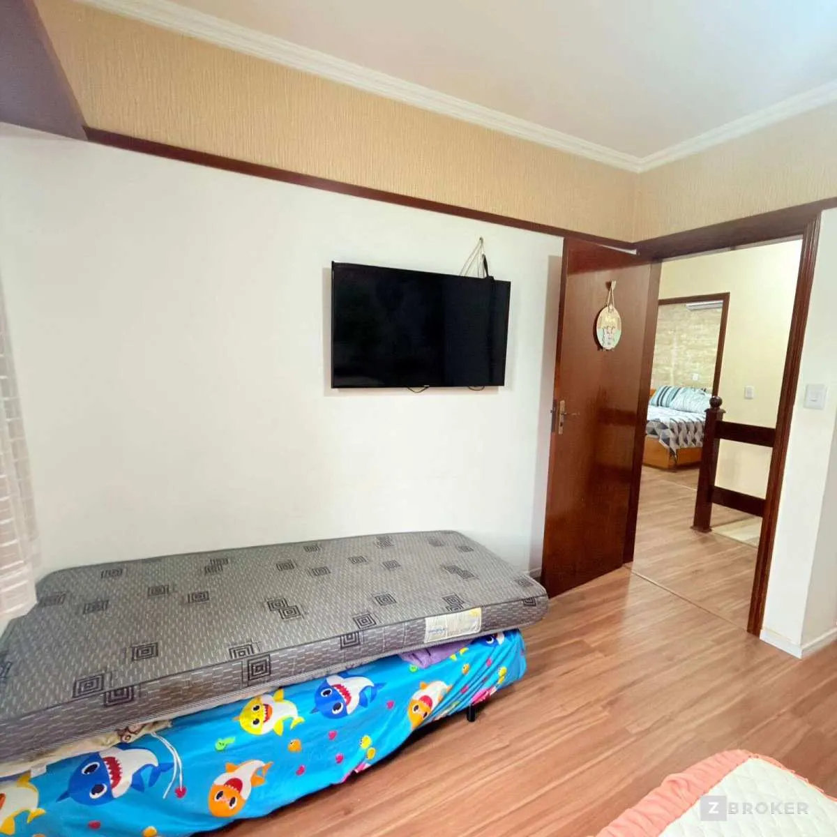 Imagem Casa à venda em São Paulo, Vila Palmeiras, com 4 quartos, 243m2