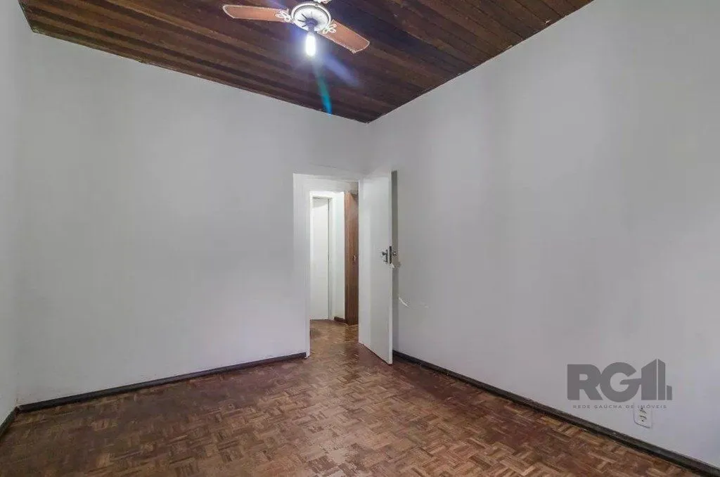 Imagem Casa para Venda - 160m², 3 dormitórios, sendo 1 suite, 2 vagas - Teresópolis