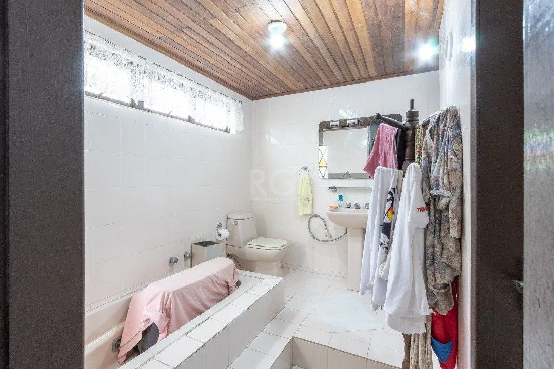 Imagem Casa para Venda - 200m², 3 dormitórios, sendo 1 suites, 1 vaga - Aberta dos Morros
