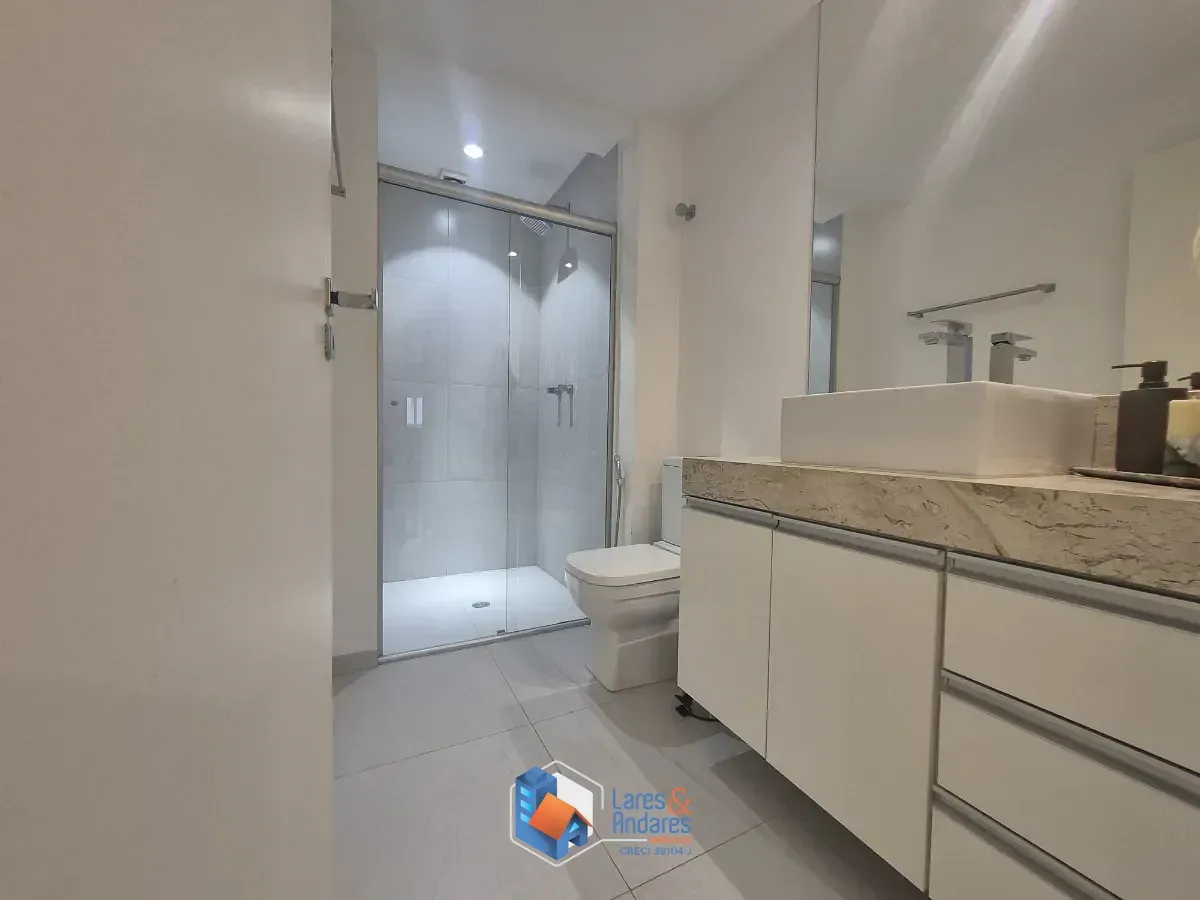 Imagem Apartamento para venda em Pinheiros com 3 quartos, sendo 1 suíte, 140m²