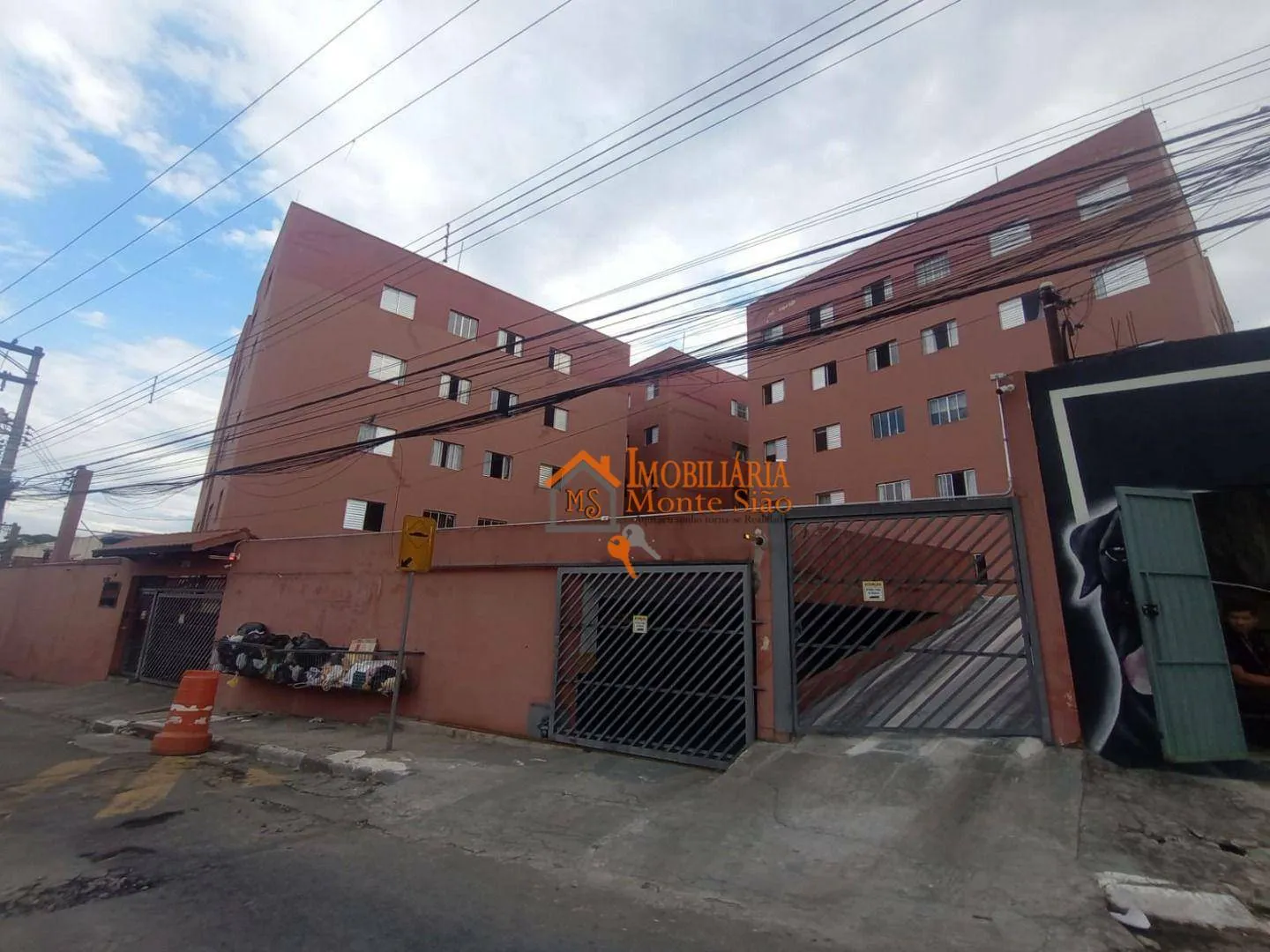 Imagem Apartamento com 2 dormitórios à venda, 55 m² por R$ 250.000,00 - Jardim Dourado - Guarulhos/SP