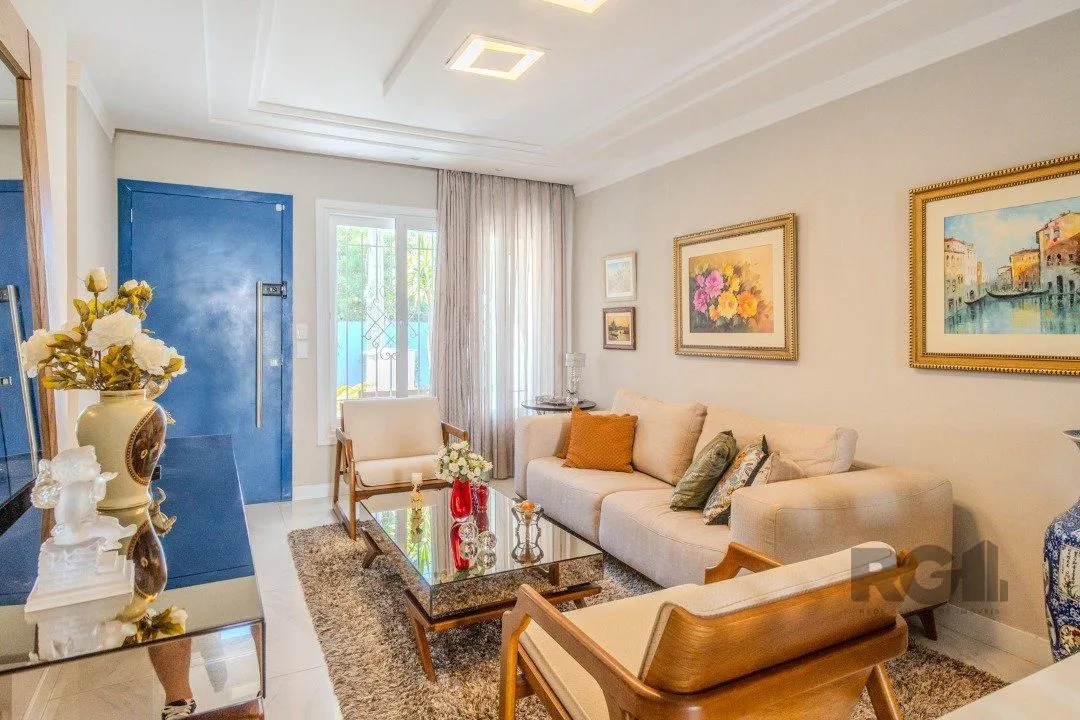 Imagem Casa de Condomínio com Arquitetura Exclusiva e Ambientes Sofisticados