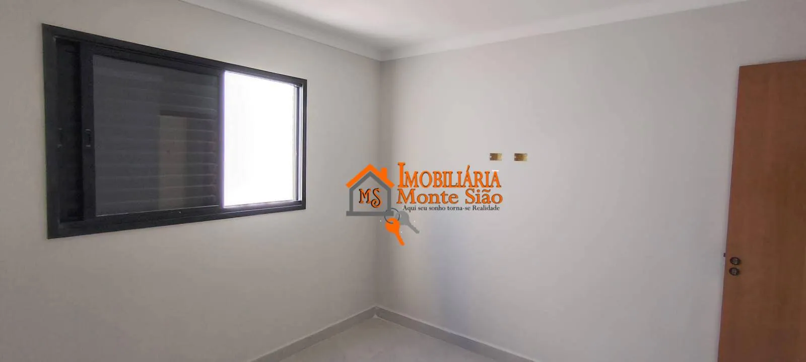 Imagem Sobrado com 3 dormitórios à venda, 100 m² por R$ 700.000,00 - Parque Flamengo - Guarulhos/SP