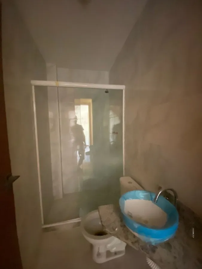 Imagem Casa em Condomínio para Venda em Teresópolis / RJ no bairro Granja Guarani