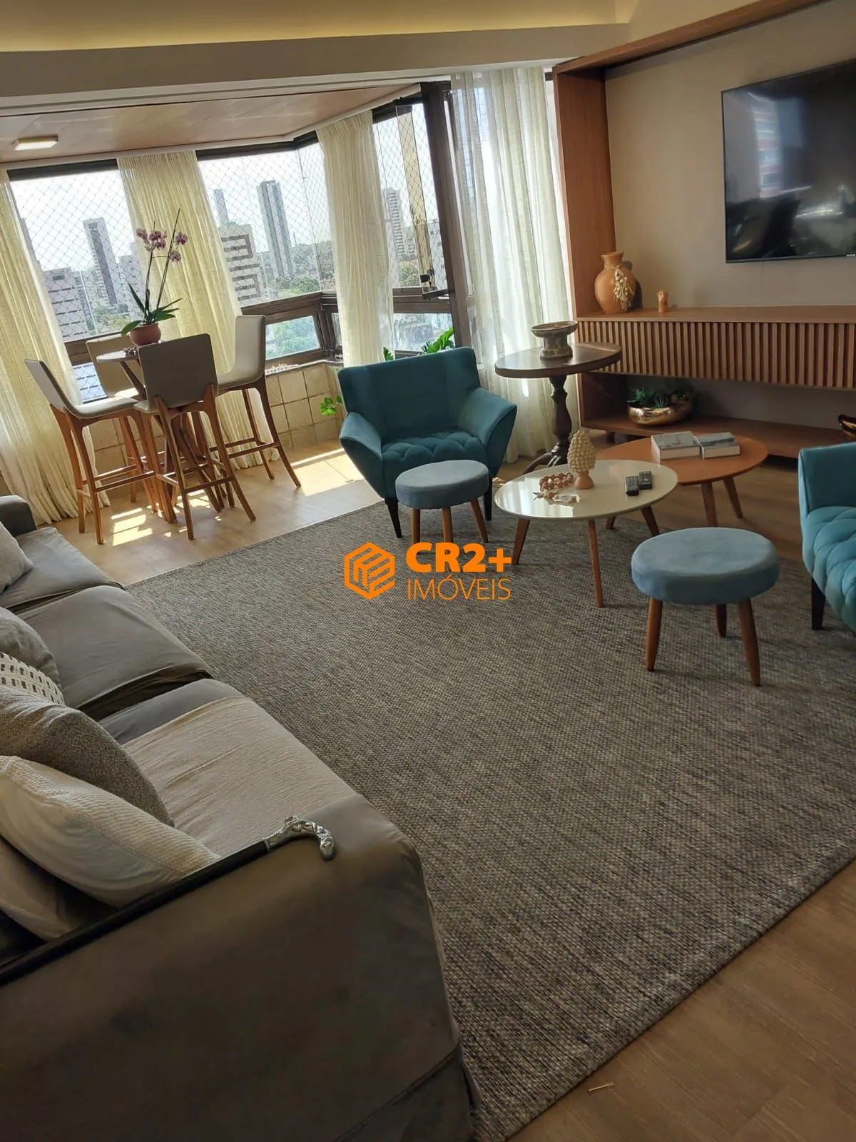 Imagem Vendo excelente apartamento 160 m², 3 quartos no Espinheiro na rua quarenta e o