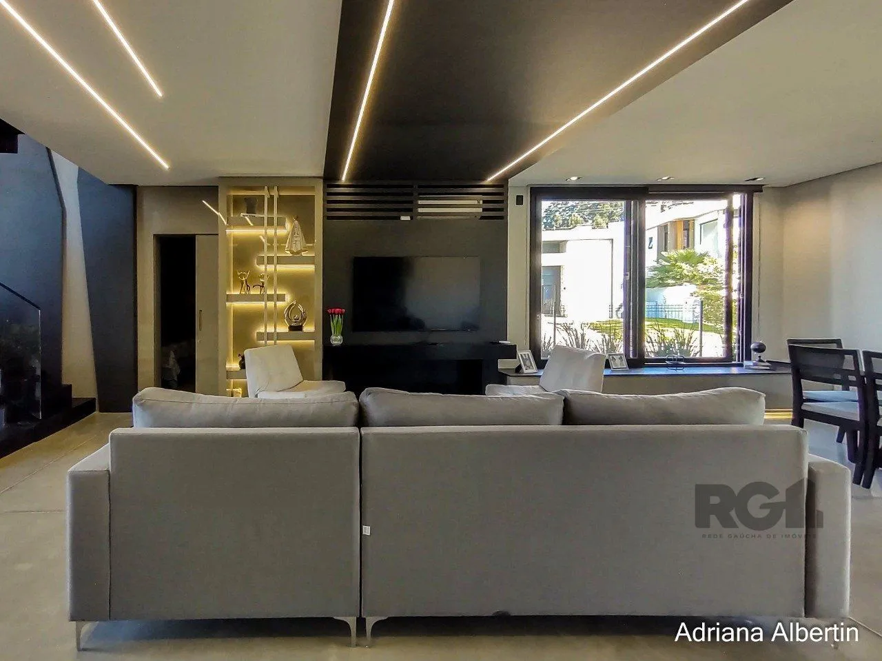 Imagem Casa de Condomínio em Alphaville