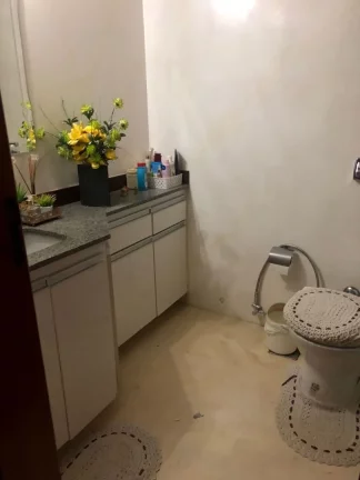 Imagem Ótimo apartamento no centro com 2 quartos sendo 1 suíte, sala 2 ambientes, cozinha, escritório, 1...