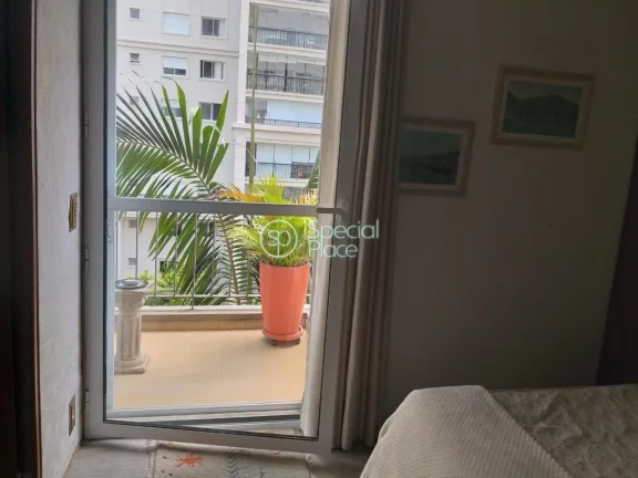 Imagem Ótimo apartamento em Moema ?Moema Índios - Área: 168,00m² - Living com amplo terraço - Sala de ...