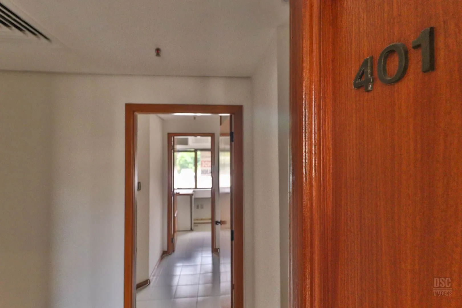 Imagem Sala comercial em um ponto excelente da Rua Padre Chagas.