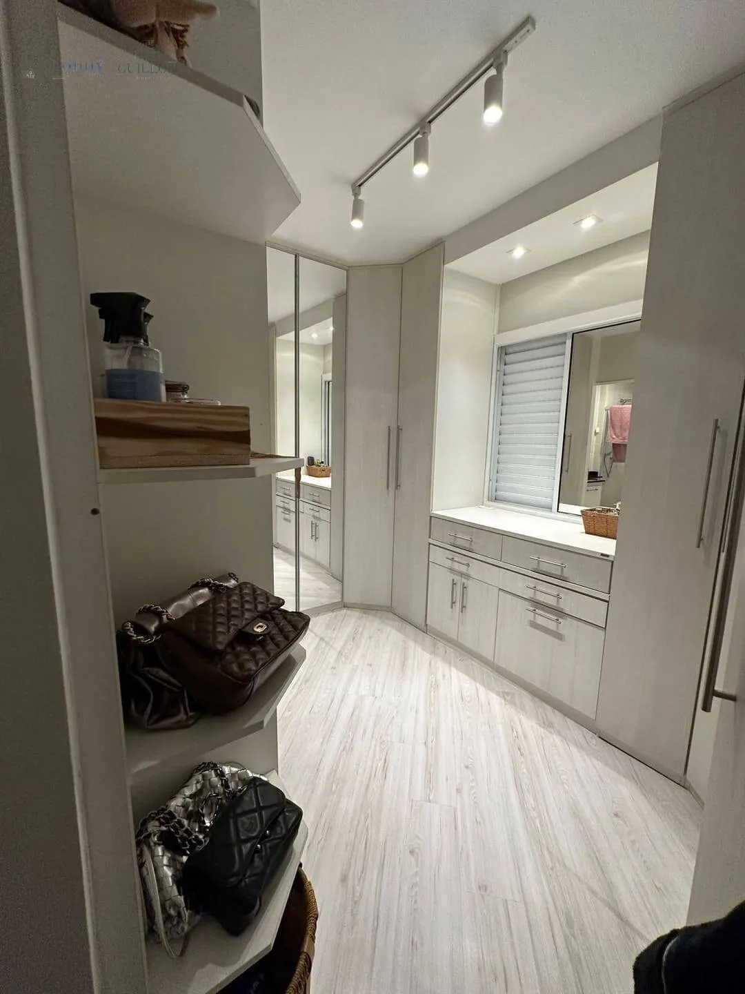 Imagem Apartamento à venda 3 Quartos, 1 Suite, 1 Vaga, 68M², Vila São Geraldo, Taubaté - SP | Condomínio Jardim das Orquídeas