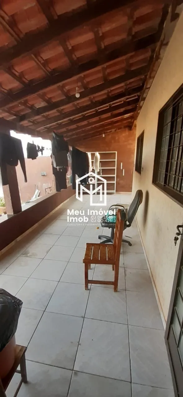 Imagem Casa Setor SHIS 4 Quartos 2 Vagas 230m² Quintal Luziânia