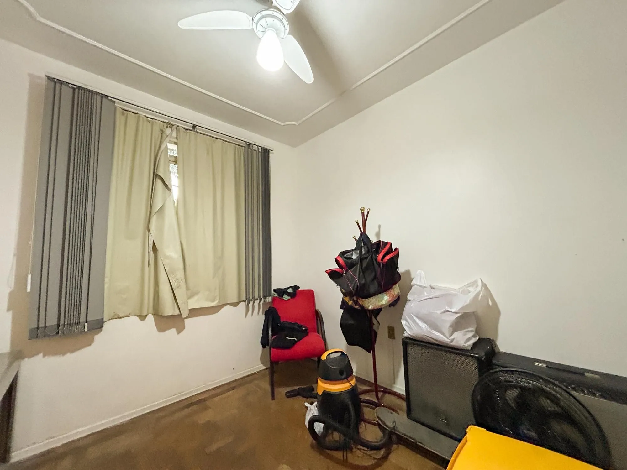 Imagem Apartamento de 3 dormitórios à Venda na Rua Dona Leopoldina.