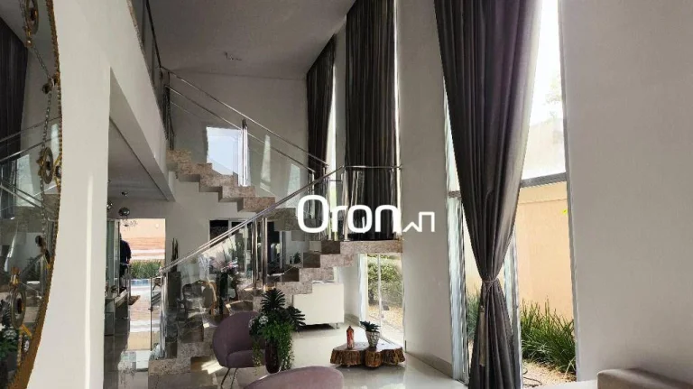 Imagem Sobrado à venda, 350 m² por R$ 3.200.000,00 - Jardins Madri - Goiânia/GO