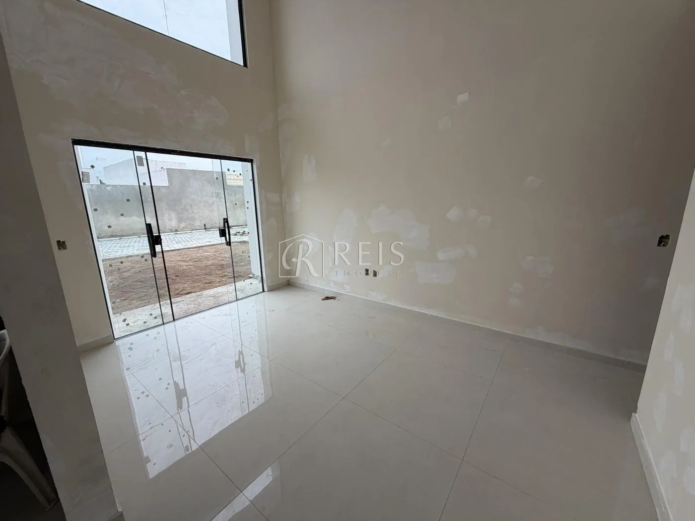 Imagem Casa para Venda em Rio das Ostras, Chácara Mariléa, 2 dormitórios, 1 suíte, 2 banheiros, 1 vaga
