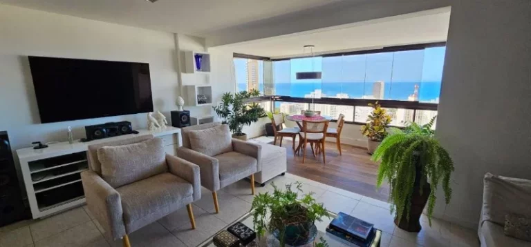 Imagem A 5ª Avenida Imóveis selecionou esse belíssimo apt. no Mansão Giovanni Bellini, Jardim Apipema: 3/4, suite + Gabinete 162m² + 3 garagens + Lazer