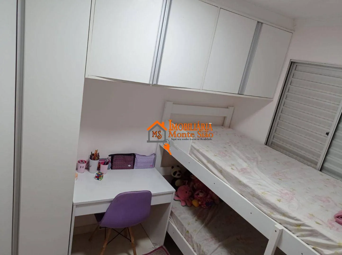 Imagem Apartamento com 2 dormitórios à venda, 44 m² por R$ 240.000,00 - Água Chata - Guarulhos/SP