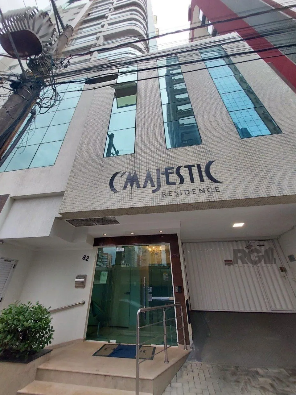 APARTAMENTO 3 SUITES - ANDAR ALTO - VISTA PARA O MAR - MEIA PRAIA - ITAPEMA - SC