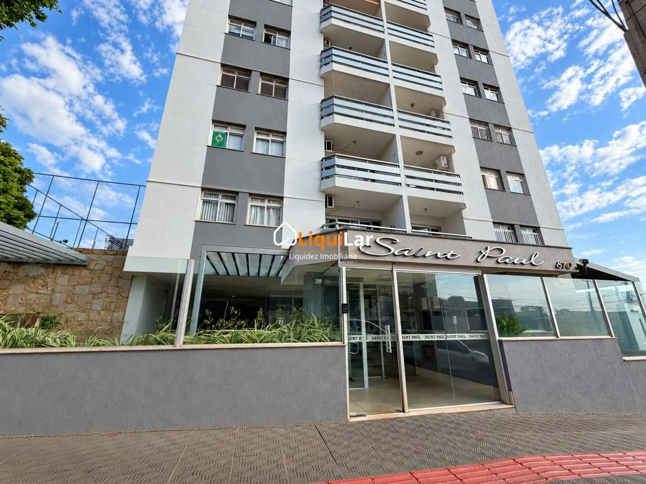 Foto do imóvel Apartamento à venda no Condomínio Edifício Saint Paul, localizado no 9º andar.