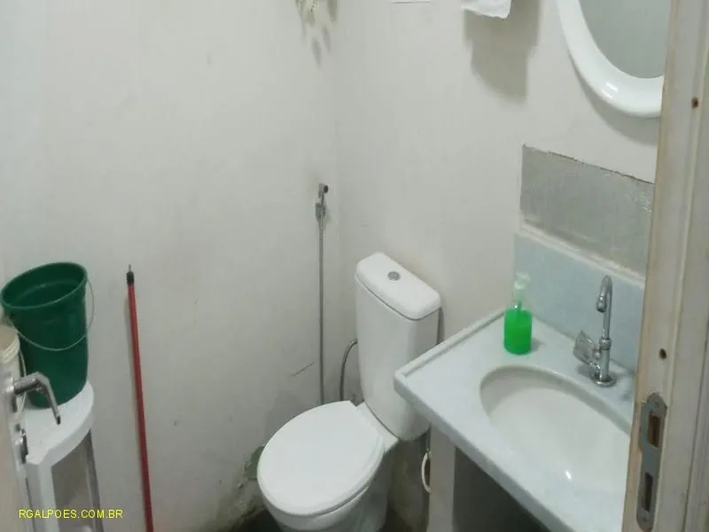 Imagem Galpão para Venda em NOVA IGUAÇU, Posse, 2 banheiros