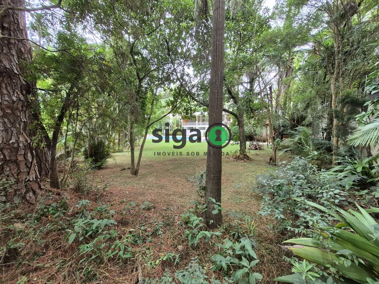Imagem Casa a Venda no Retiro Morumbi com 4 quartos