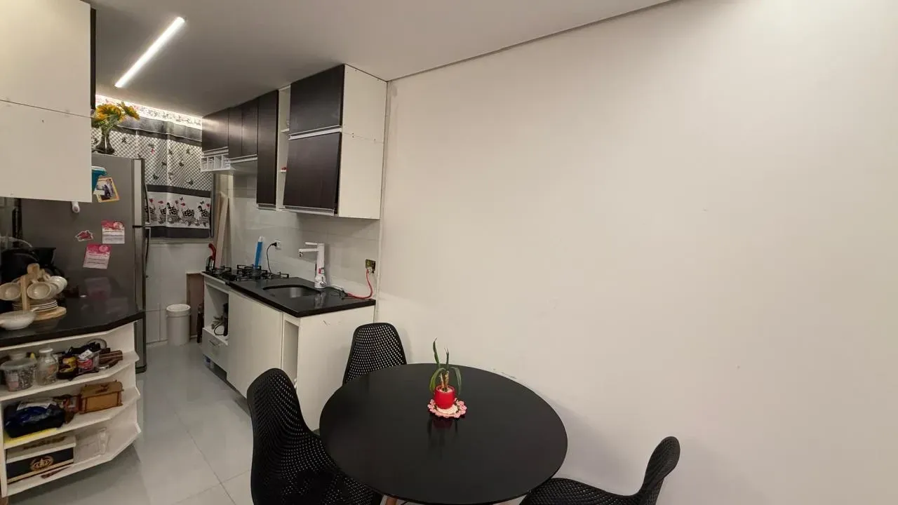 Imagem Apartamento com 2 Quartos à Venda, 45 m² em Curitiba - Curitiba
