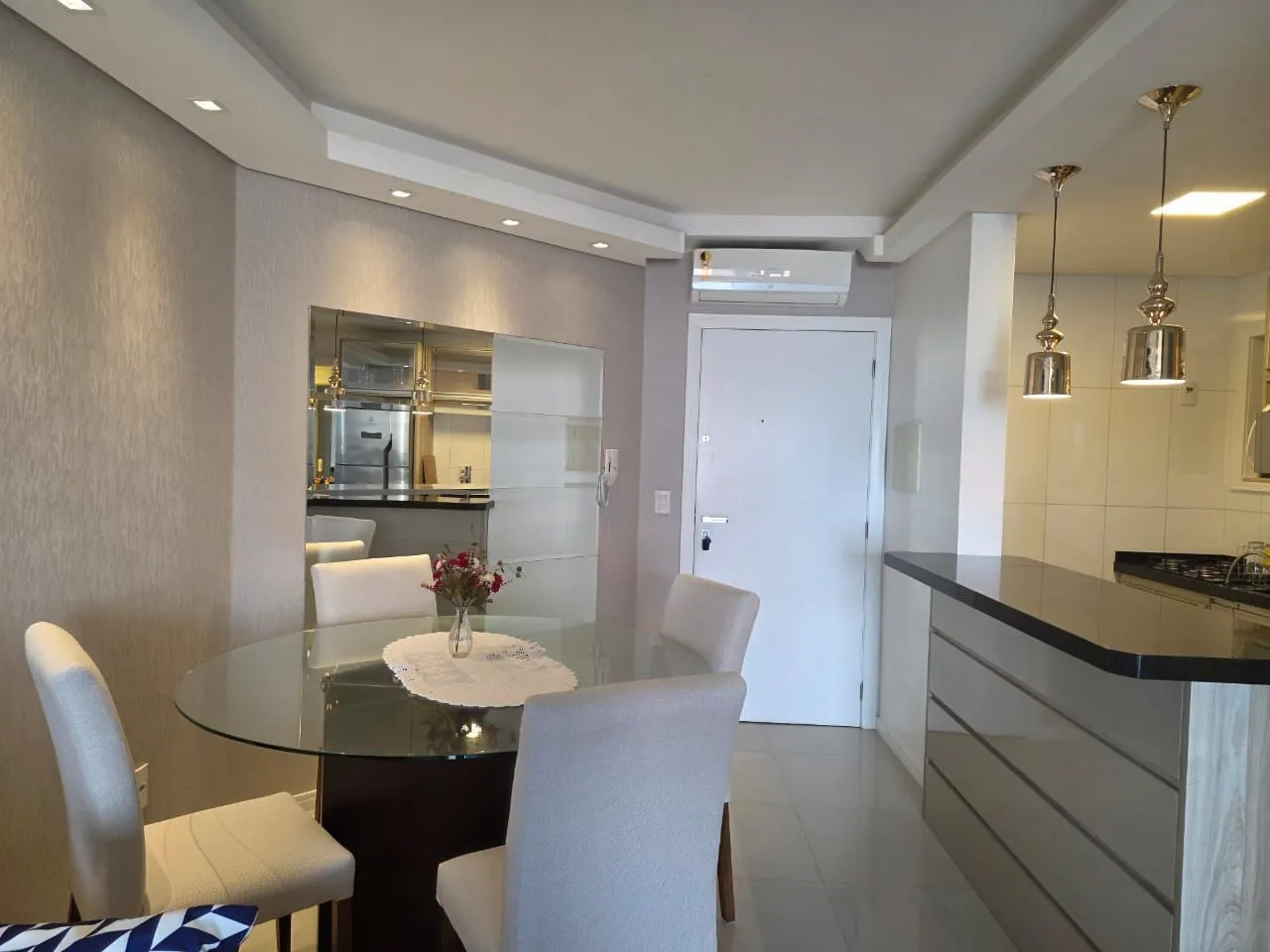 Imagem Apartamento 1 dormitório e churrasqueira, 1Box 550 m do mar, Capão da Canoa.