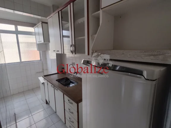 Imagem Sala living muito espaçosa e reformada em andar alto no bairro do José Menino em Santos (SP) por R$.285.000,00 !
