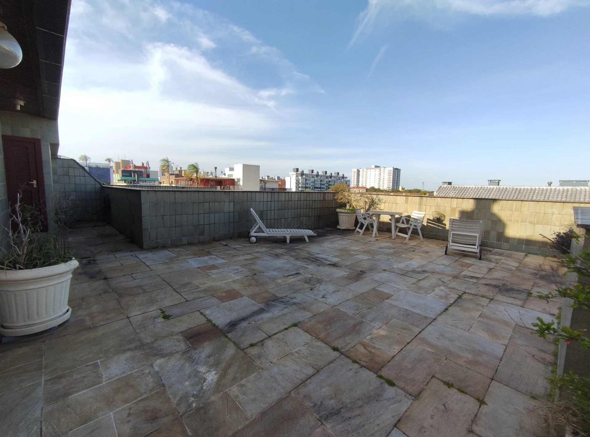 Imagem Cobertura para Venda - 354.67m², 3 dormitórios, sendo 1 suites, 3 vagas - Jardim Lindóia