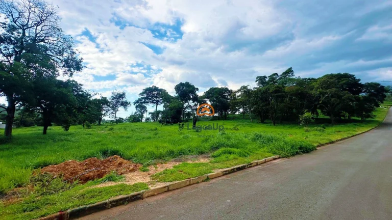 Imagem Terreno à venda, 1000 m² por R$ 290.000 - Condomínio Versailles Ville de France - Lagoa Santa/MG