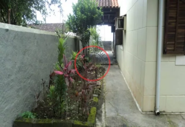 Imagem Casa terrea de frene a praia de Boiçucanga, com 2 quartos, sala cozinha, banheiro ,varanda e Área de serviço ,garagem