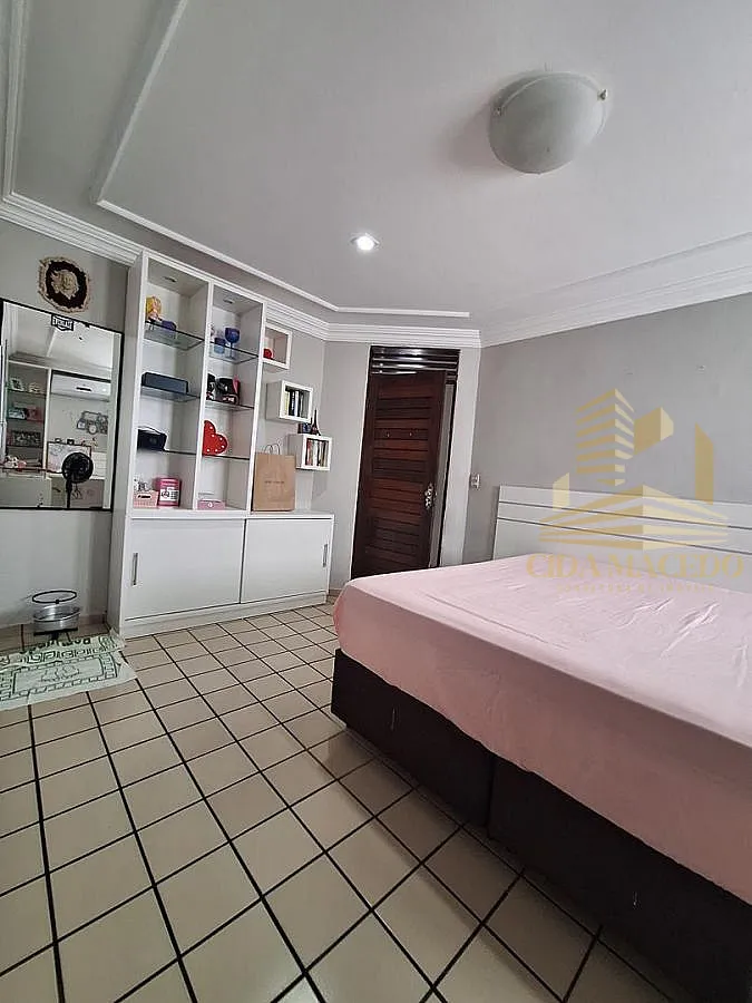 Imagem Casa a Venda no bairro Bessa - João Pessoa, PB