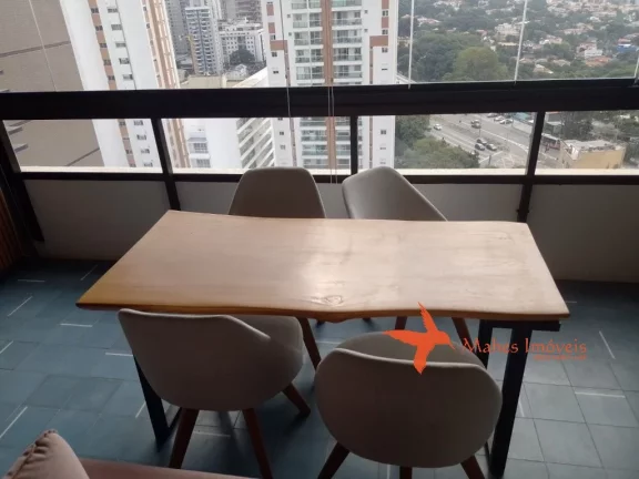 Imagem Imóvel de 2 quartos, 1 suíte, 2 banheiros e 2 vagas em Pinheiros, São Paulo - SP.